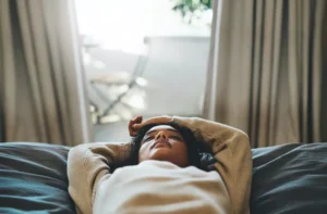 دلایل خستگی پیش از قاعدگی و راهکارهای مقابله با آن