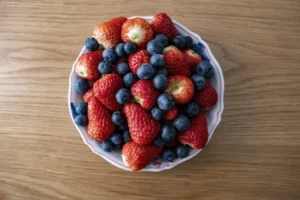 چه چیزی باعث نفخ شکم و از دست دادن اشتها می شود؟