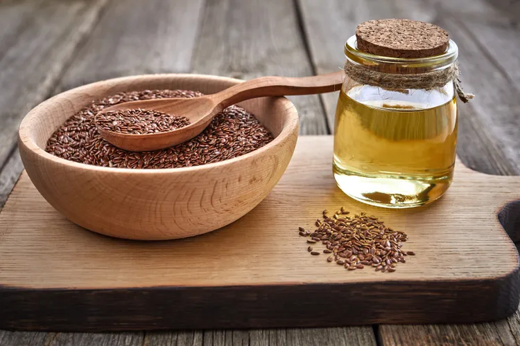 ۴ عارضه جانبی احتمالی مصرف بیش از حد تخم کتان