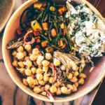۱۱ غذای گیاهی سرشار از پروتئین برای کمک به کاهش وزن