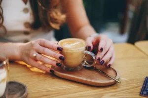 بهترین زمان نوشیدن قهوه برای سلامت قلب و افزایش طول عمر