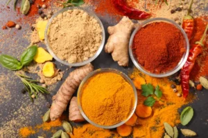 ۵ ادویه کنار زردچوبه برای جذب و اثر بیشتر
