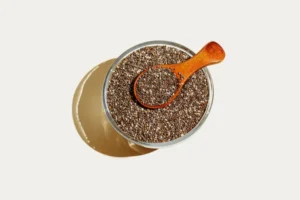 ۴ روش غیرمنتظره استفاده از دانه چیا برای افزایش پروتئین و فیبر