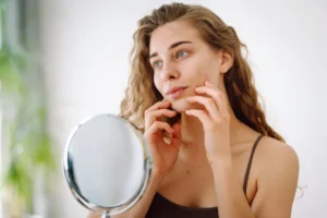 داروی فشار خون که برای آکنه هورمونی مؤثر است