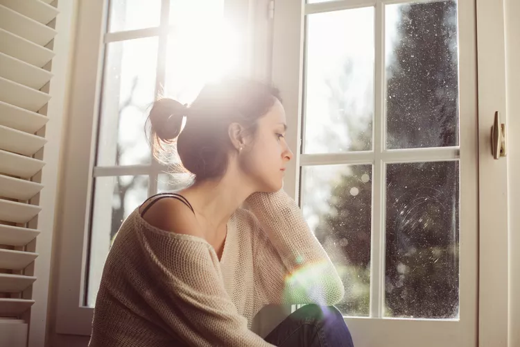 انگ اجتماعی چیست و چگونه سلامت روان و جسم را تهدید میکند؟