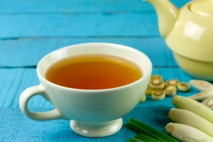 آیا جایگزینی قهوه صبحگاهی با دمنوش علف لیمو به کنترل فشار خون کمک می‌کند؟