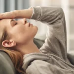 کمبود ۲ ویتامین پنهان؛ دلیل خستگی همیشگی شما؟