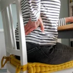 نشستن طولانی چگونه تعادل بدن را مختل می‌کند؟