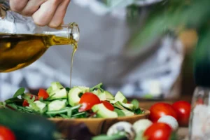 افزودن روغن زیتون به غذا چه تأثیری بر اشتها دارد؟