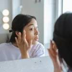 ۵ نشانه کمبود آهن که روی صورت و چشم‌ها ظاهر می‌شوند