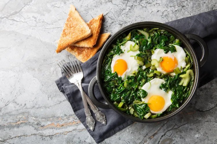 بهترین زمان خوردن تخممرغ برای پروتئین و عضلهسازی