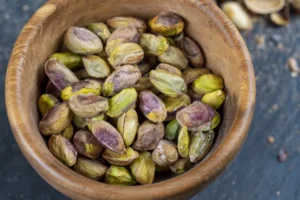 آیا خوردن روزانه پسته فشارخون را کاهش می‌دهد؟