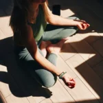 ۱۳ فایده مدیتیشن برای سلامت ذهن و بدن
