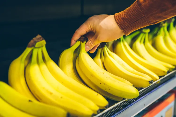 ۱۱ ماده غذایی سرشار از الکترولیت برای کمک به پیشگیری از گرفتگی عضلات