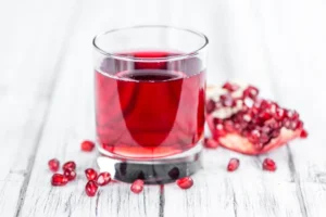 اگر هر روز آب انار بنوشید، فشار خون شما چه تغییری می‌کند؟