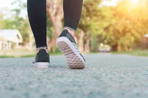 ۶ عادت بعد از شام برای کمک به کاهش کلسترول خون