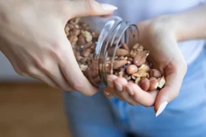فیتواسترول‌ها در غذاها؛ چگونه به کنترل کلسترول خون کمک می‌کنند؟
