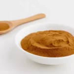 بادرنجبویه برای کاهش اضطراب و بهبود خواب؛ فواید و عوارض